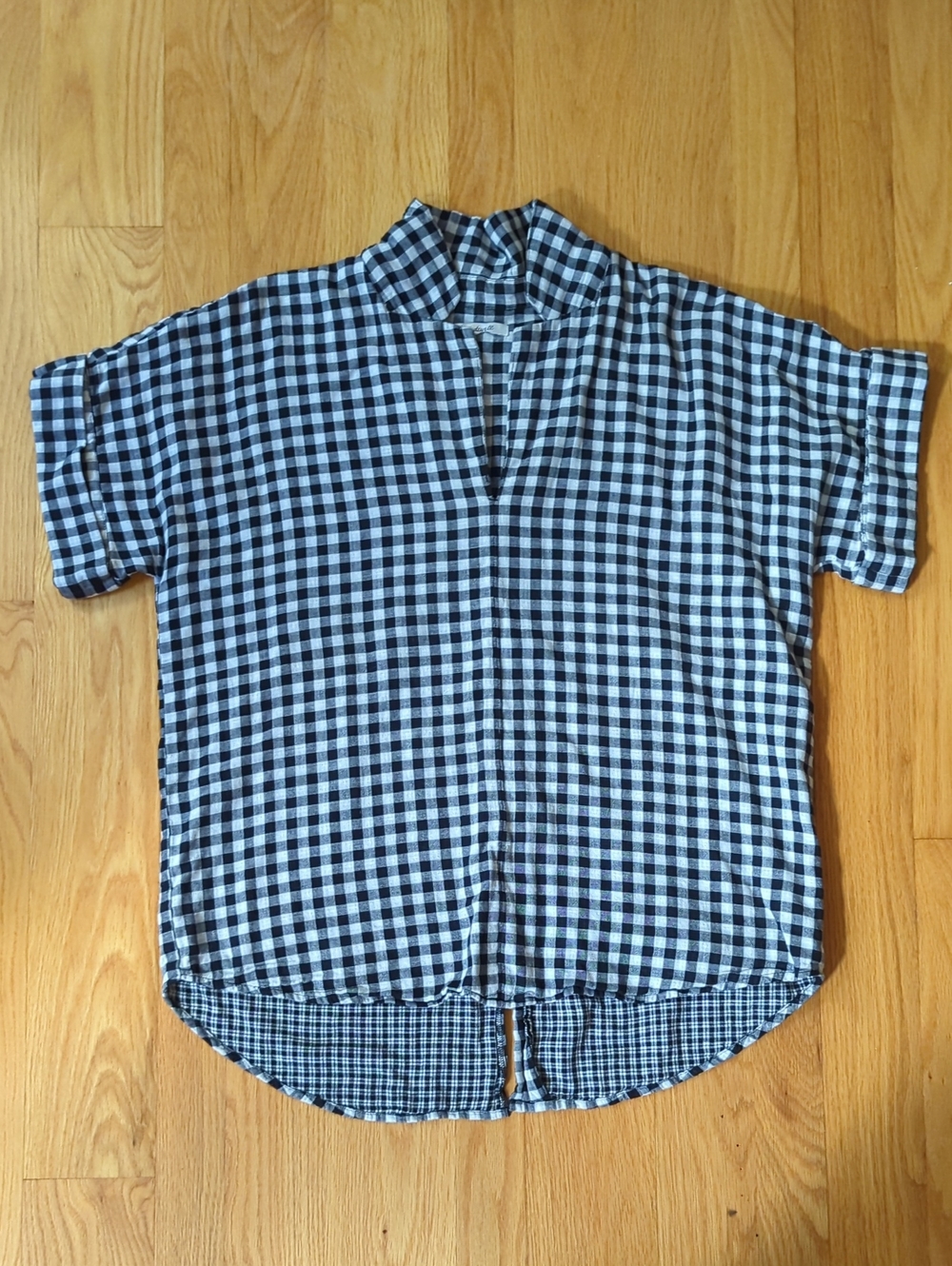 Madewell Blue and White Gingham Short-Sleeve Button-Down Shirt